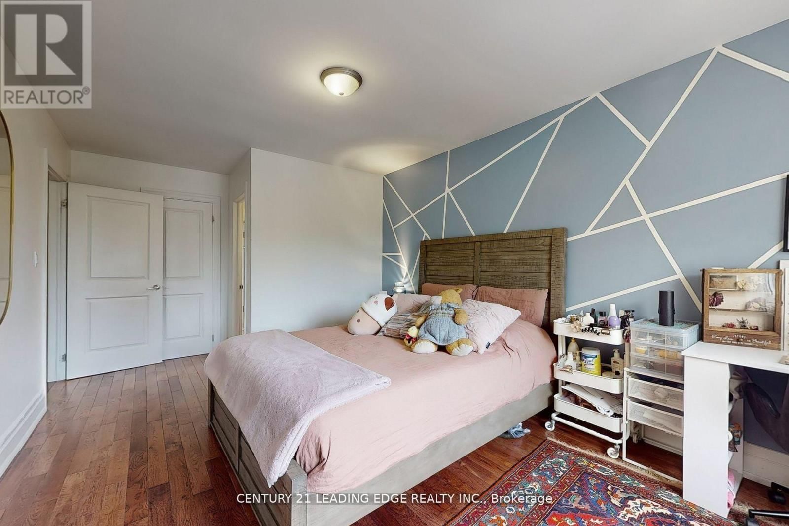 11 BELLVARE CRESCENT Image 21