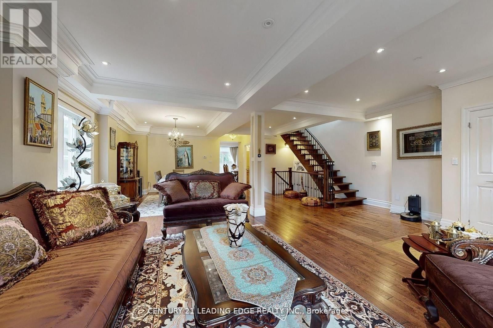 11 BELLVARE CRESCENT Image 4