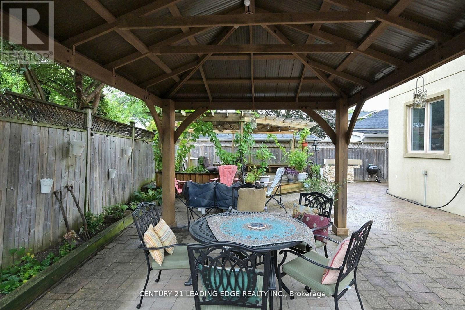 11 BELLVARE CRESCENT Image 43