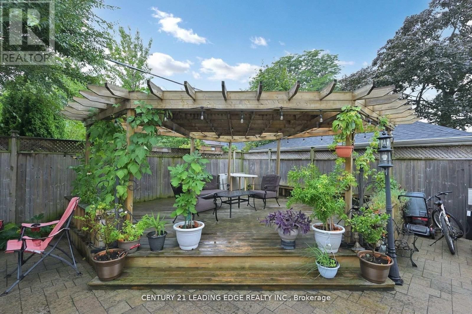 11 BELLVARE CRESCENT Image 45