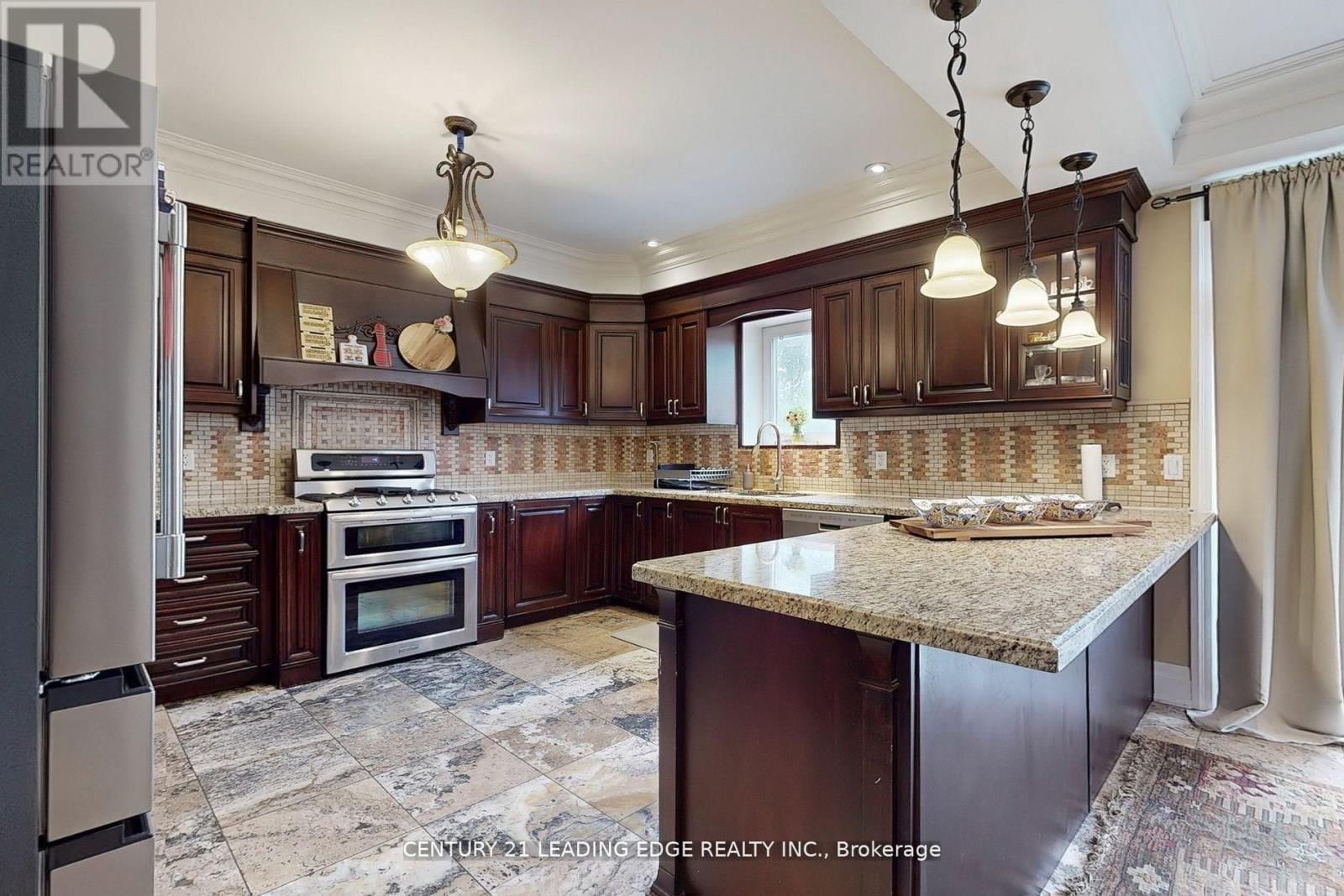 11 BELLVARE CRESCENT Image 9