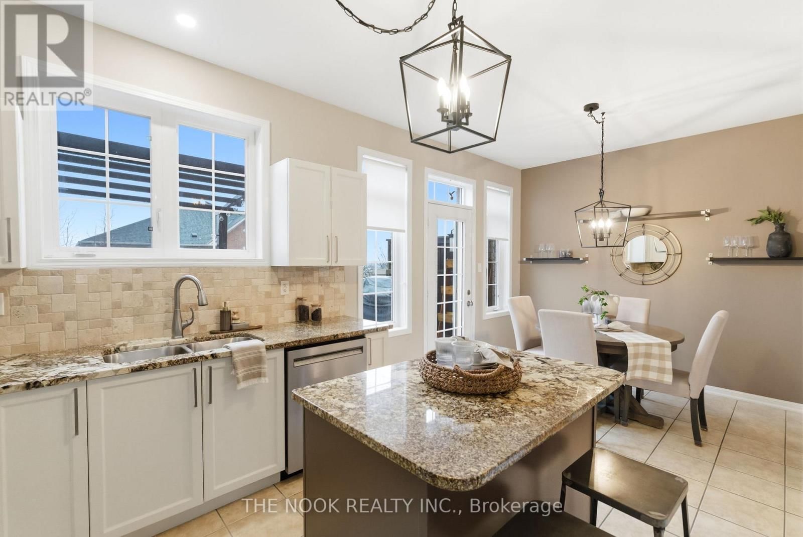 107 BARKDALE WAY Image 12