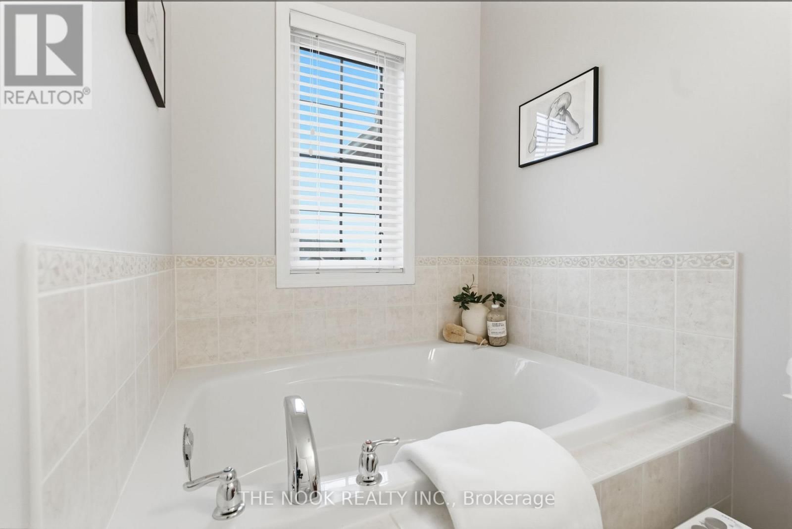 107 BARKDALE WAY Image 20