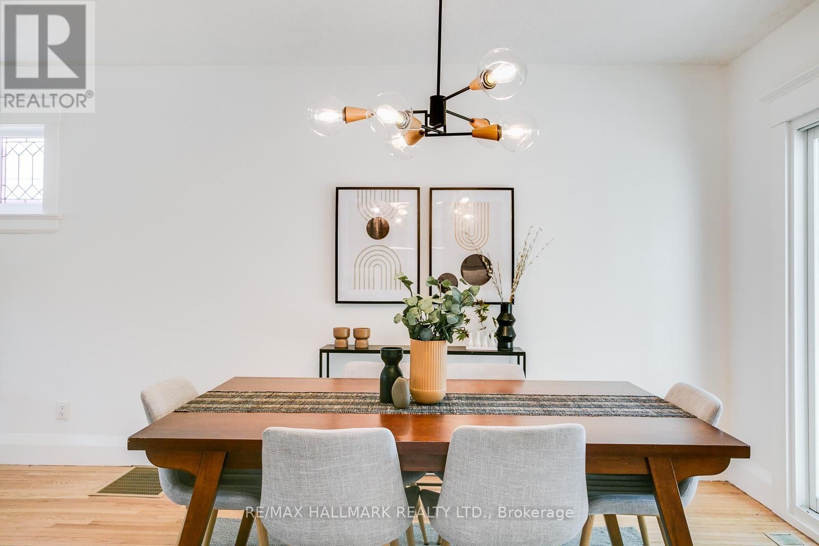 120 WARDEN AVENUE Image 17