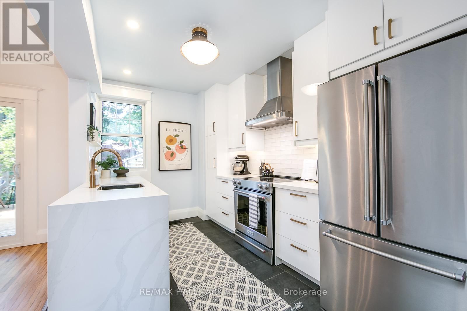 120 WARDEN AVENUE Image 19