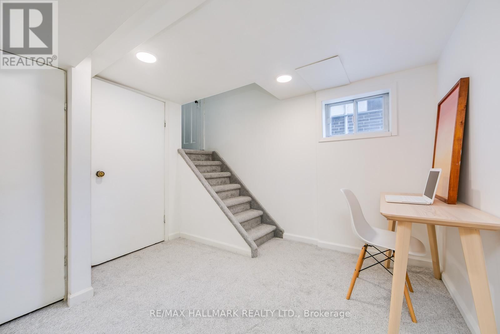 120 WARDEN AVENUE Image 34