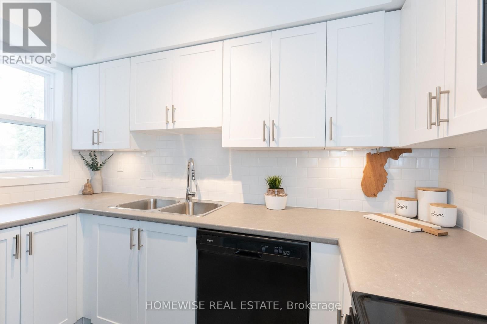 C1 - 240 ORMOND DRIVE Image 15