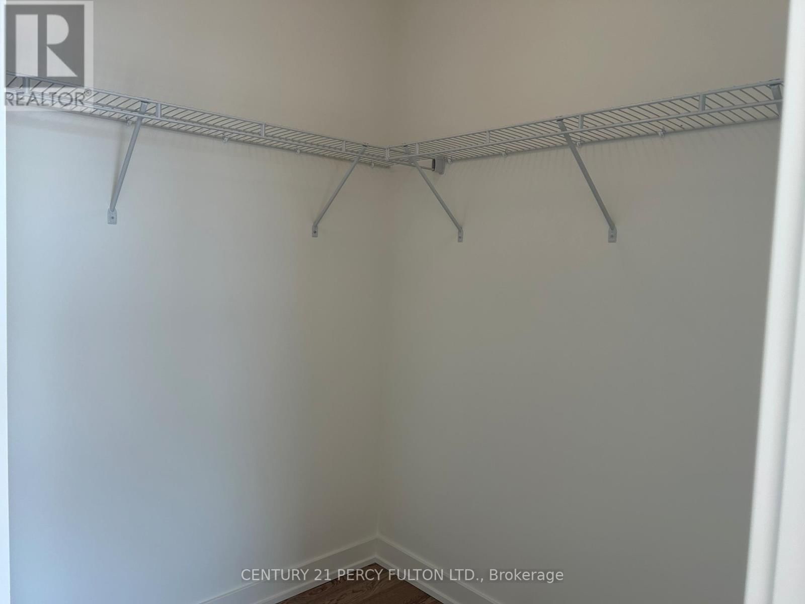 901 - 51 CLARINGTON BOULEVARD Image 13