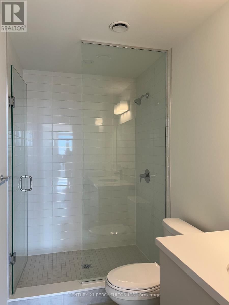 901 - 51 CLARINGTON BOULEVARD Image 15