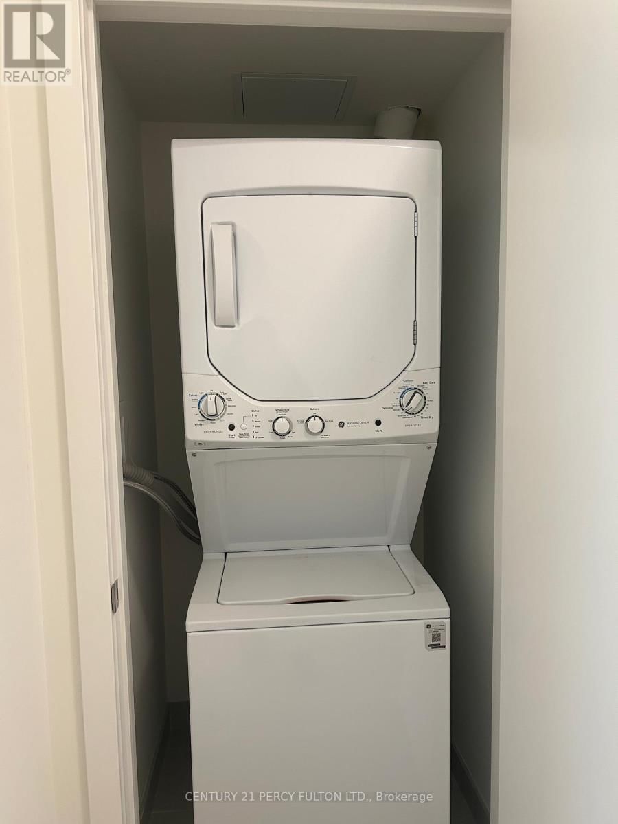 901 - 51 CLARINGTON BOULEVARD Image 20