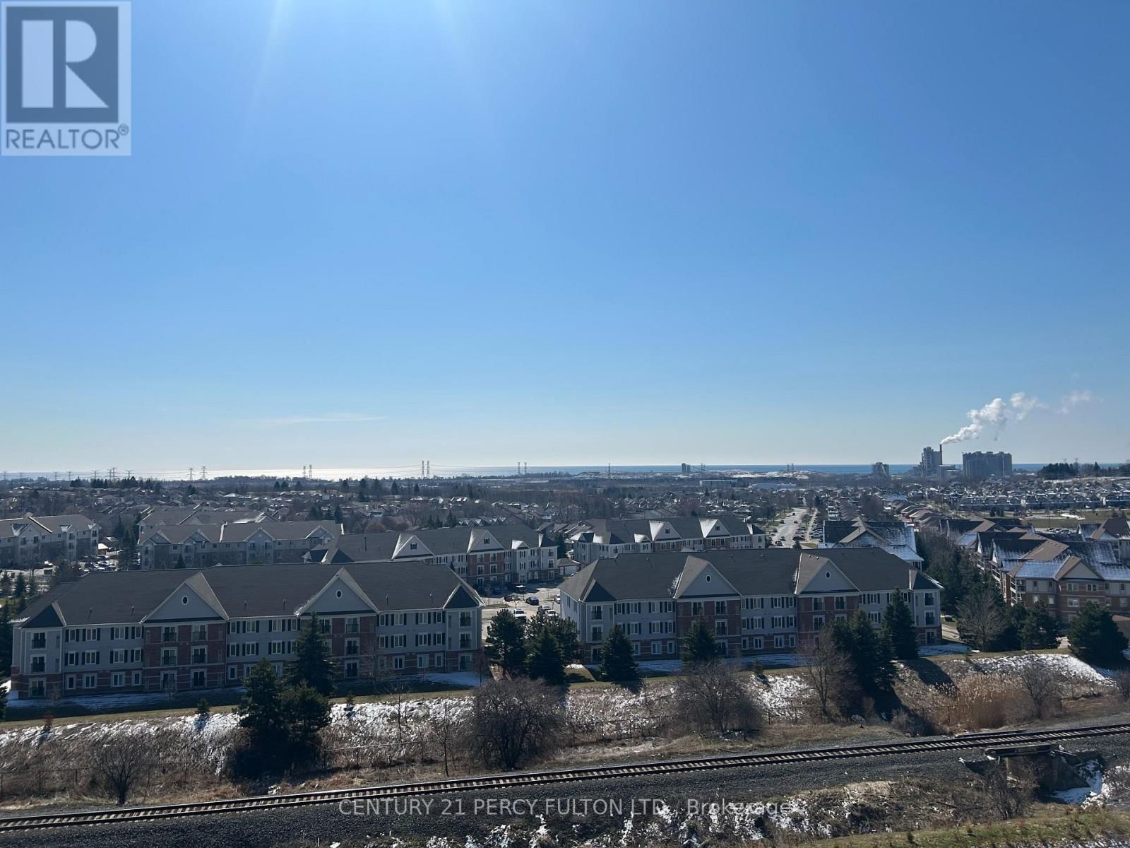 901 - 51 CLARINGTON BOULEVARD Image 9