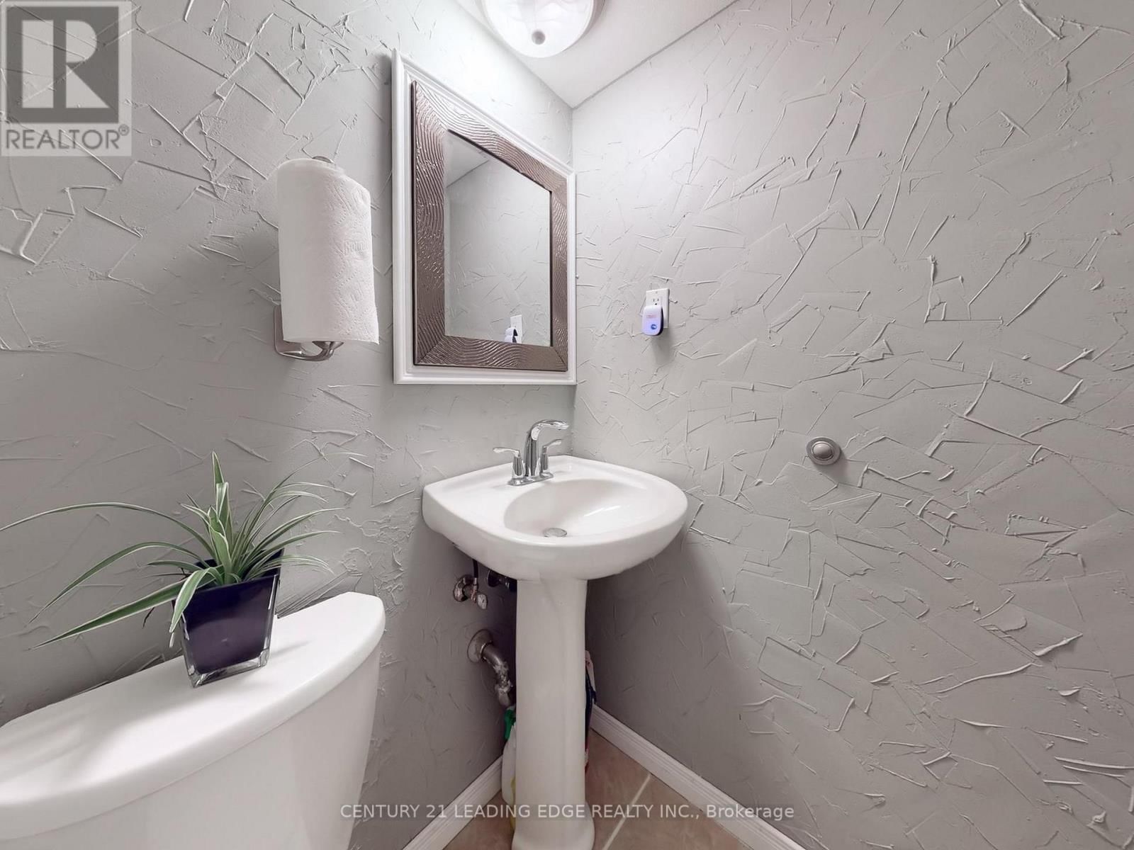 102 BOTANY HILL ROAD Image 10