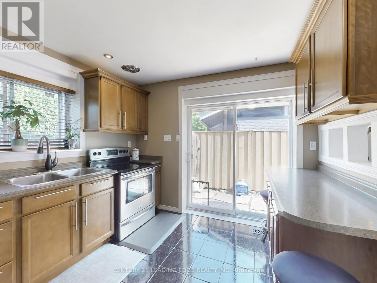 102 BOTANY HILL ROAD Image 18