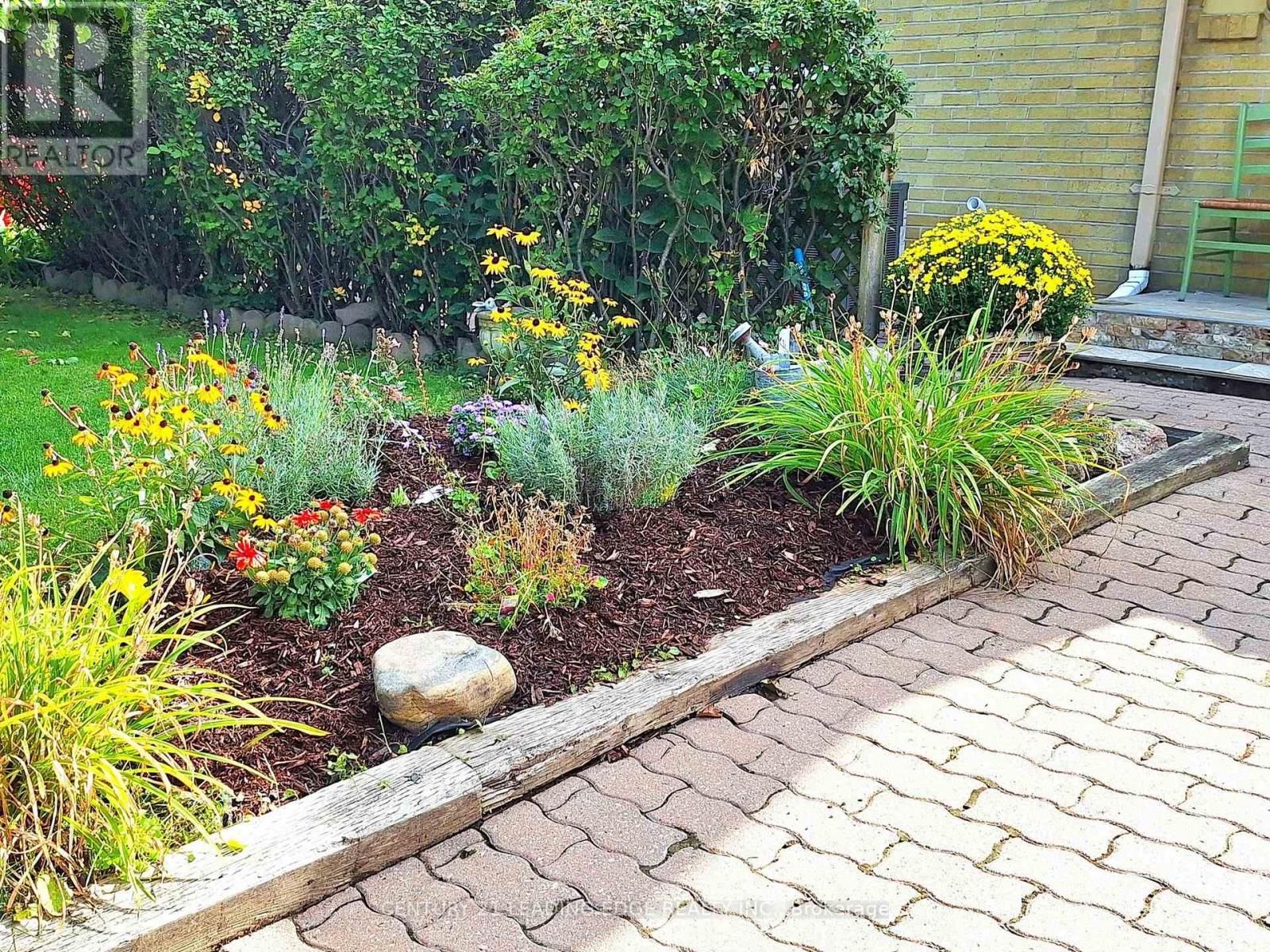 102 BOTANY HILL ROAD Image 5