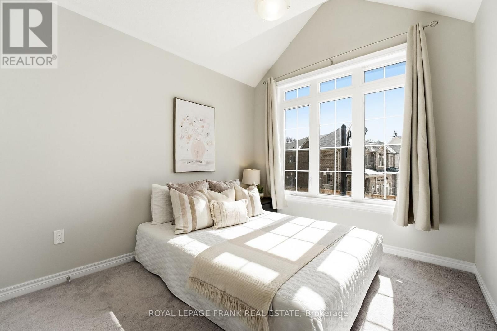 6 ALDRIDGE LANE Image 33