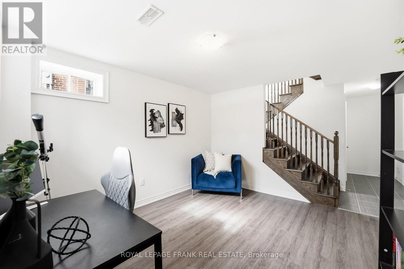 6 ALDRIDGE LANE Image 37