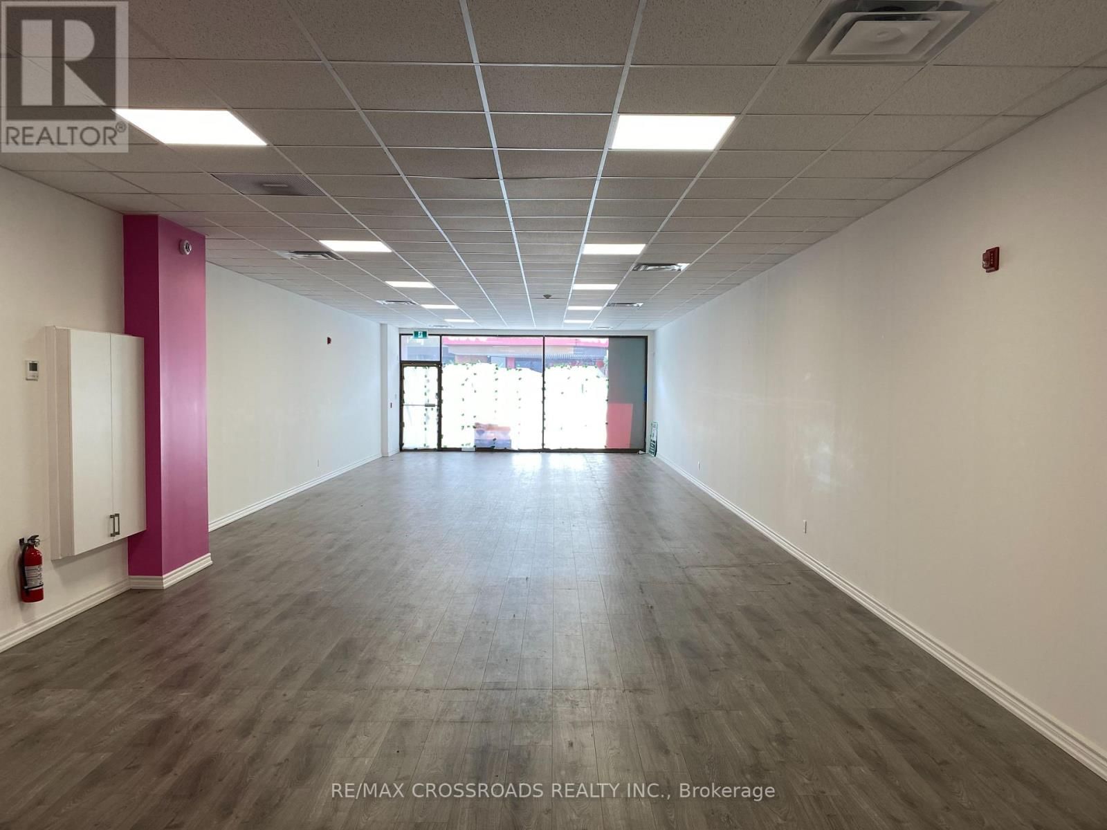 5 SIMCOE STREET SOUTH Image 6