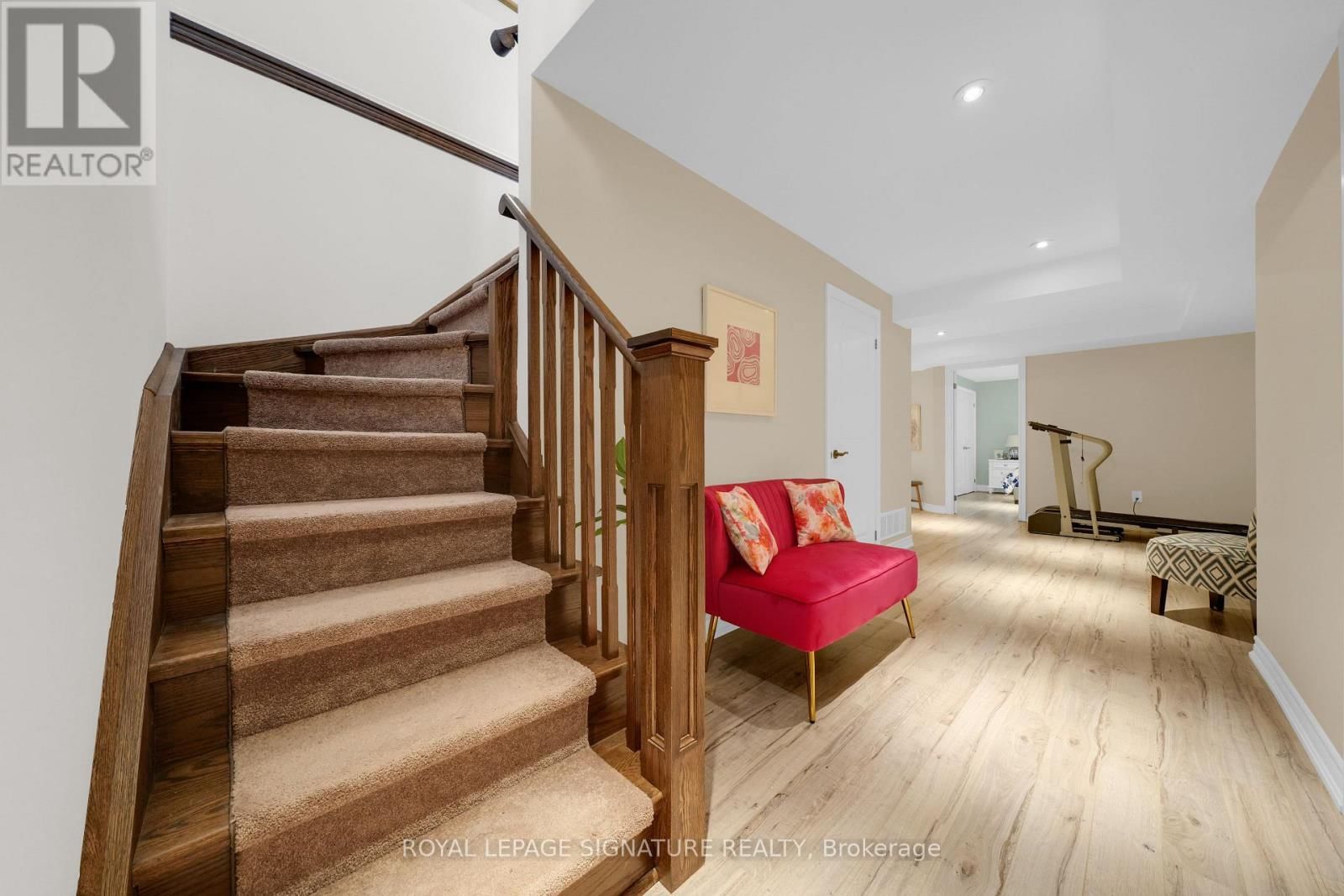 96 WYNDFIELD CRESCENT Image 18