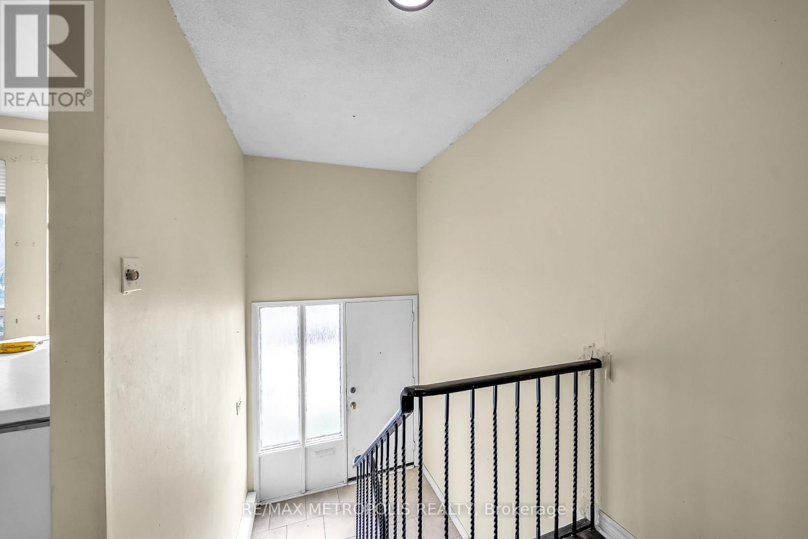 15 - 175 TRUDELLE STREET Image 5