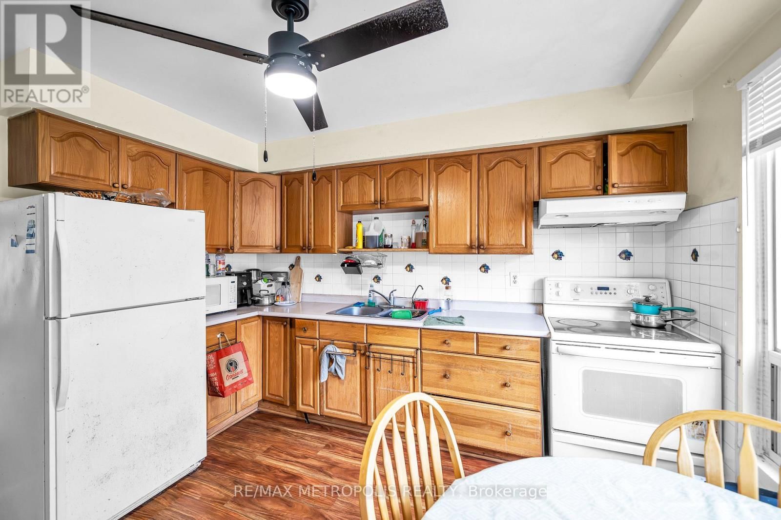 15 - 175 TRUDELLE STREET Image 8