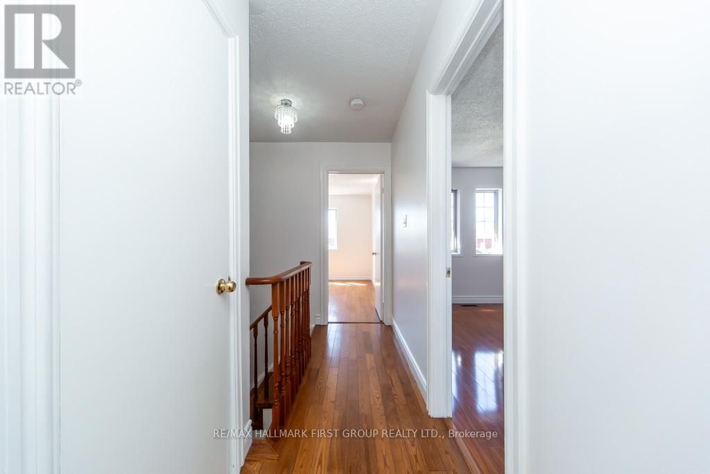 1513 FIELDGATE DRIVE Image 7