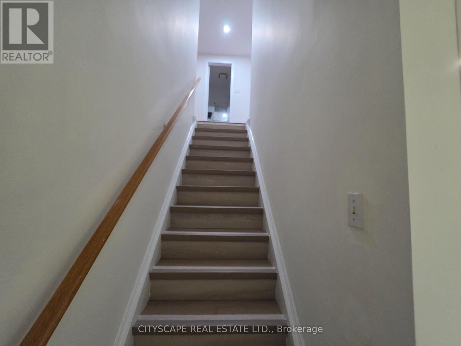 63 WIGGENS COURT Image 9