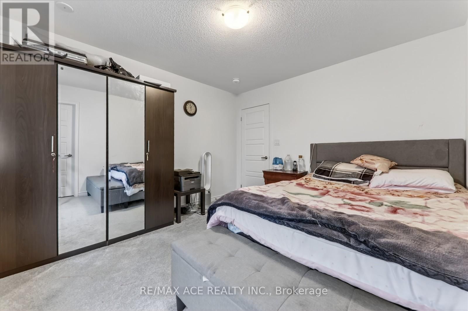 1419 MOCKINGBIRD SQUARE Image 23