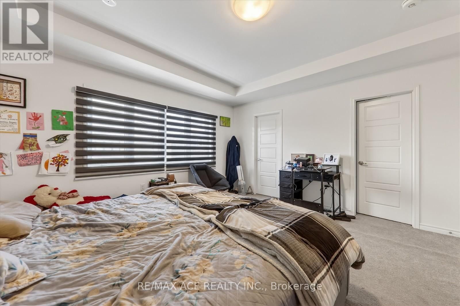 1419 MOCKINGBIRD SQUARE Image 25