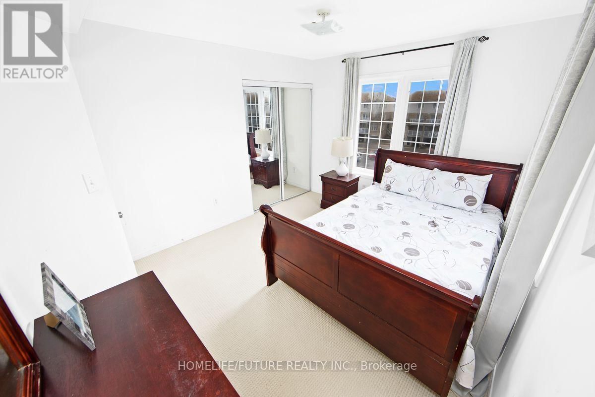 66 - 200 MCLEVIN AVENUE Image 14