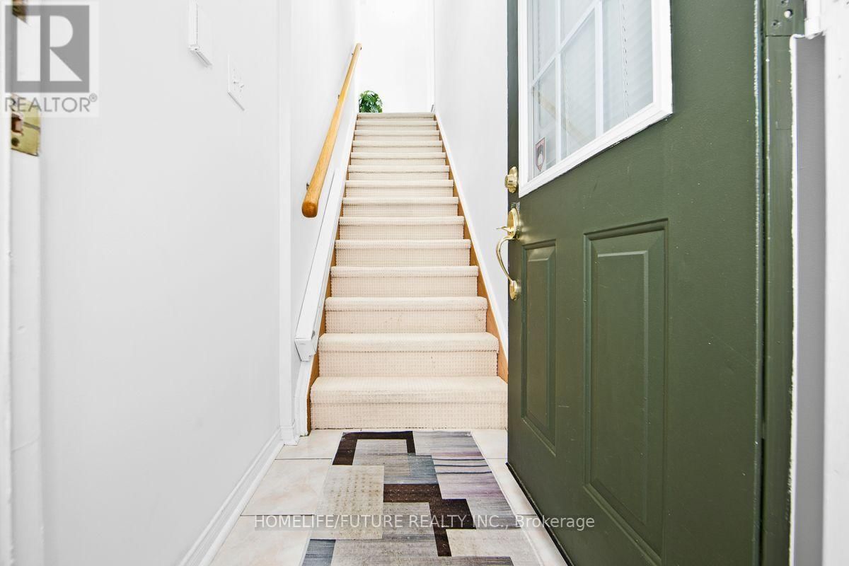 66 - 200 MCLEVIN AVENUE Image 5