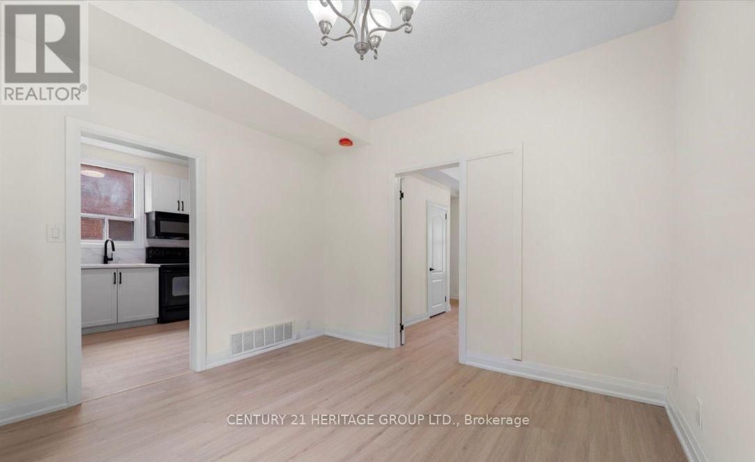 254 BRUCE STREET Image 10