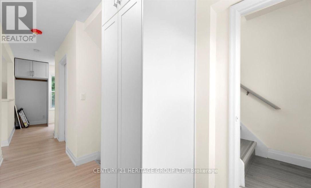 254 BRUCE STREET Image 11