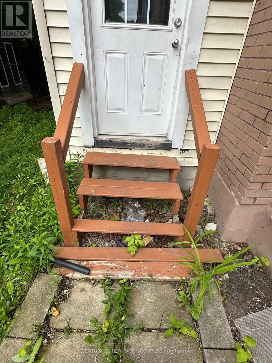 254 BRUCE STREET Image 20