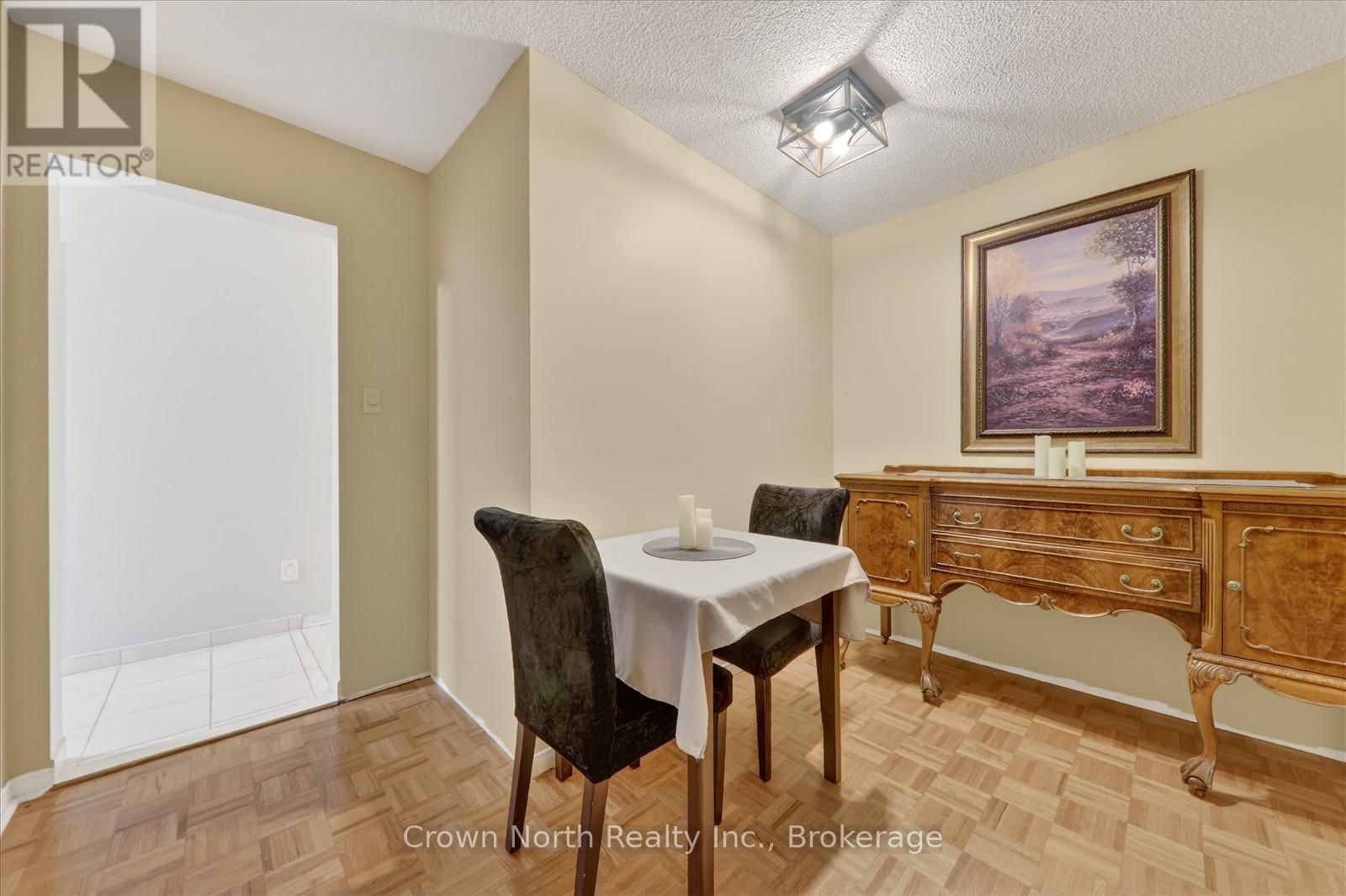 17 PLUMROSE BOULEVARD Image 12