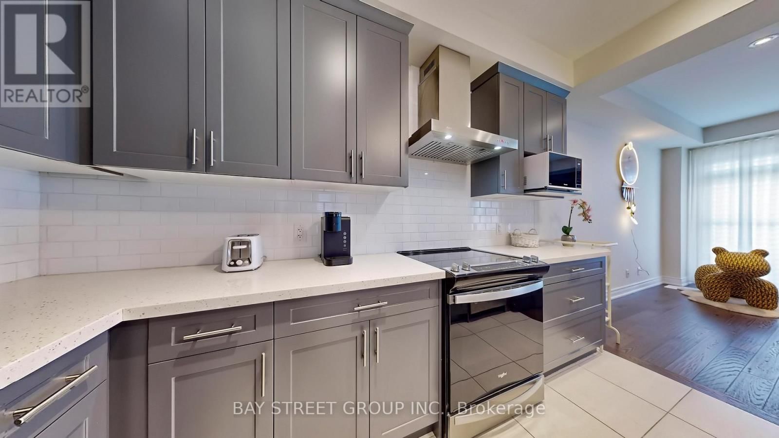 110 CHRISTINE ELLIOTT AVENUE Image 13