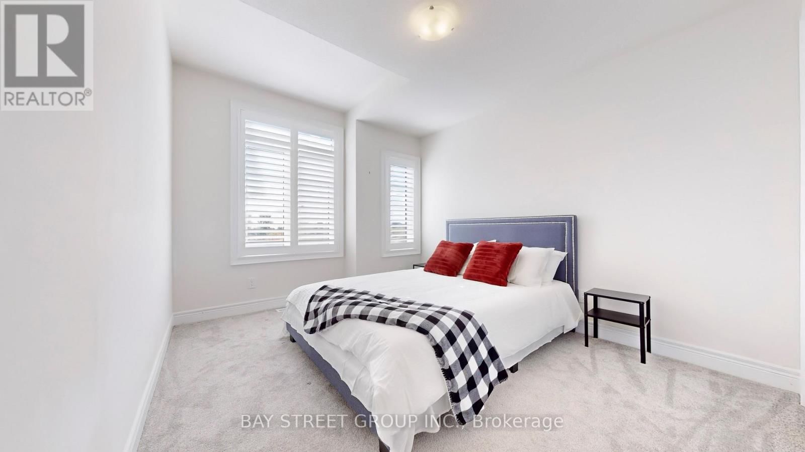 110 CHRISTINE ELLIOTT AVENUE Image 22