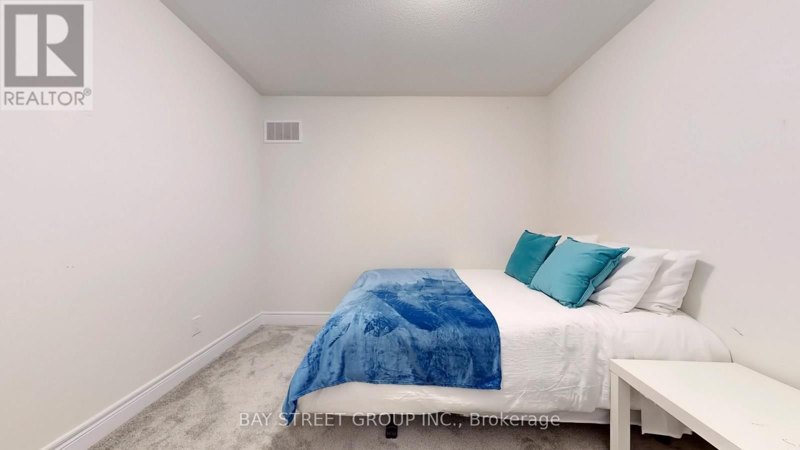 110 CHRISTINE ELLIOTT AVENUE Image 27