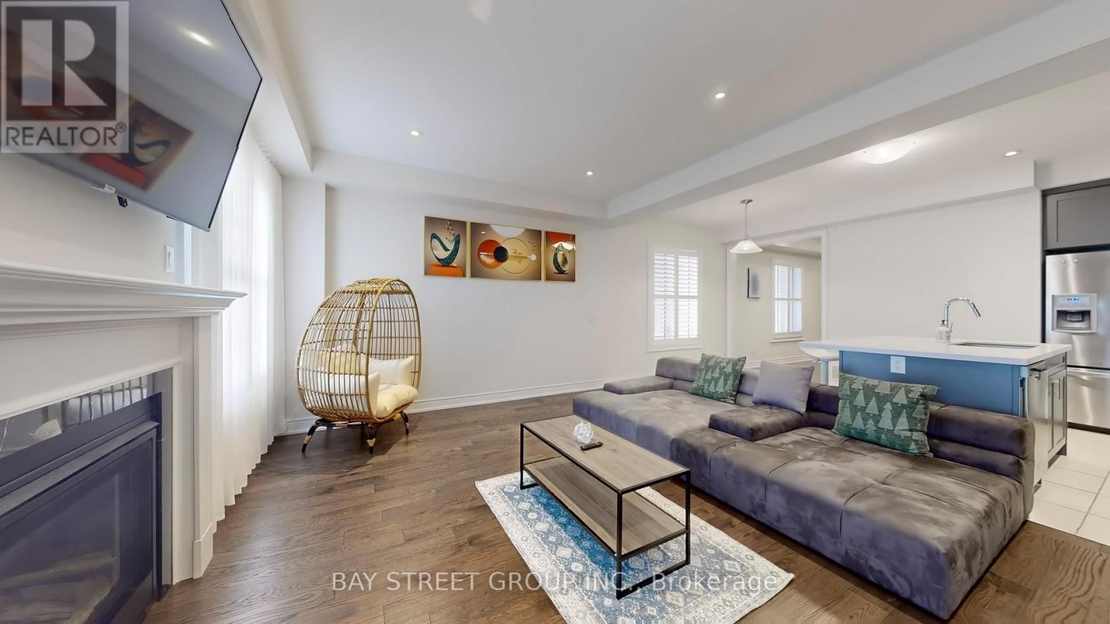 110 CHRISTINE ELLIOTT AVENUE Image 3