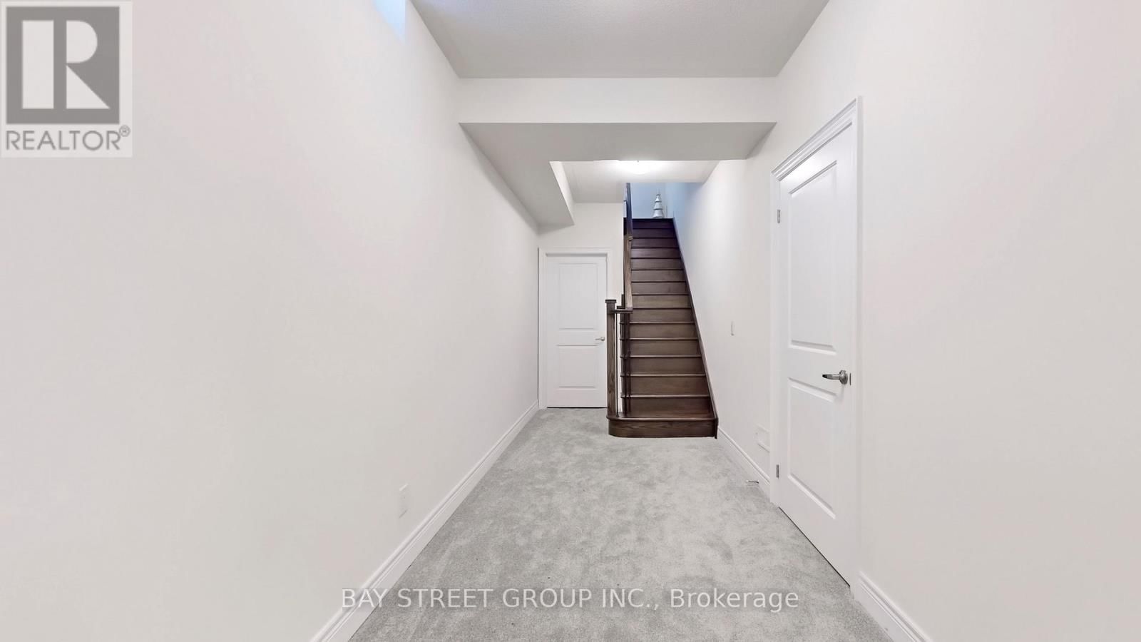 110 CHRISTINE ELLIOTT AVENUE Image 31