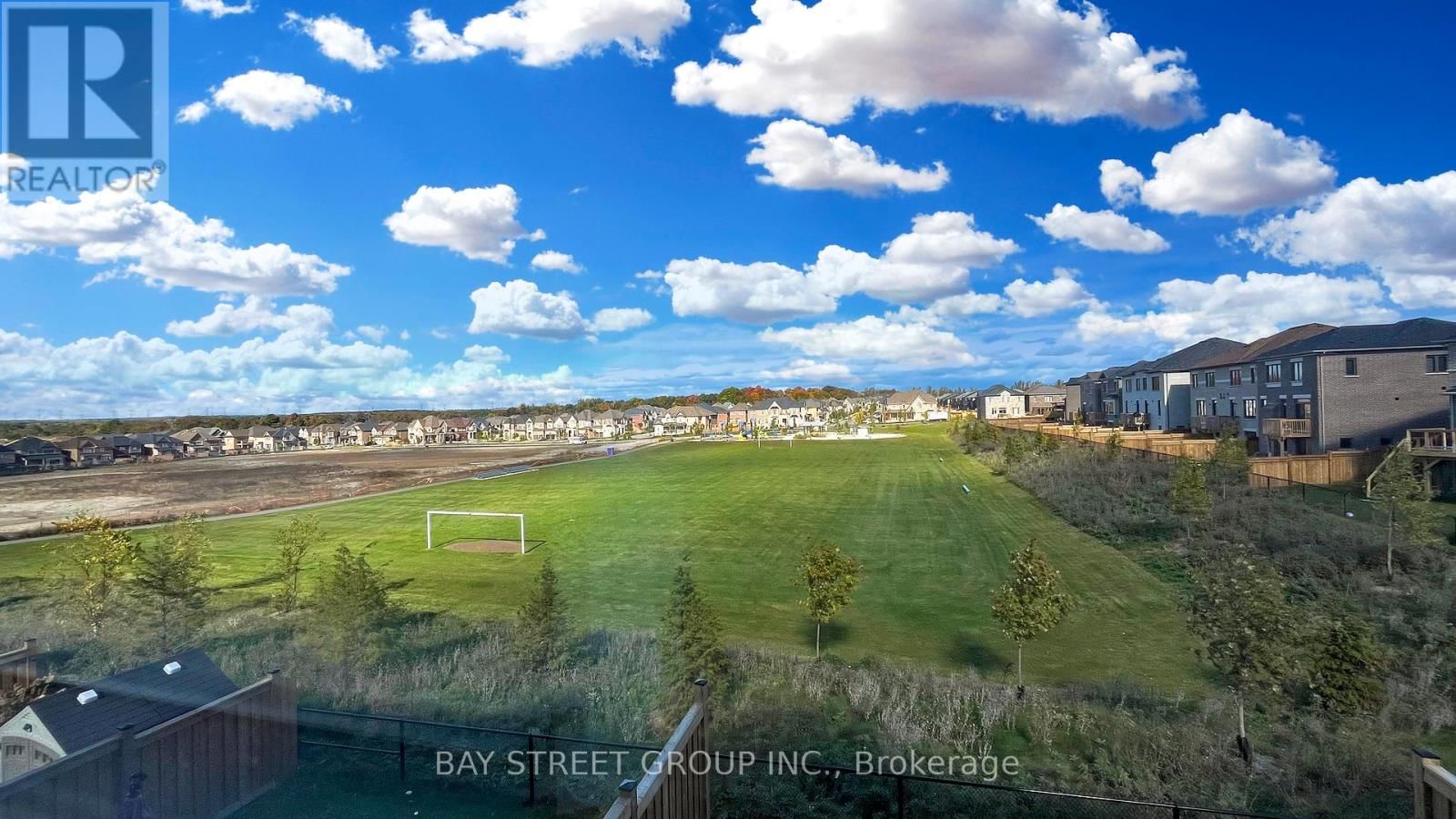 110 CHRISTINE ELLIOTT AVENUE Image 45