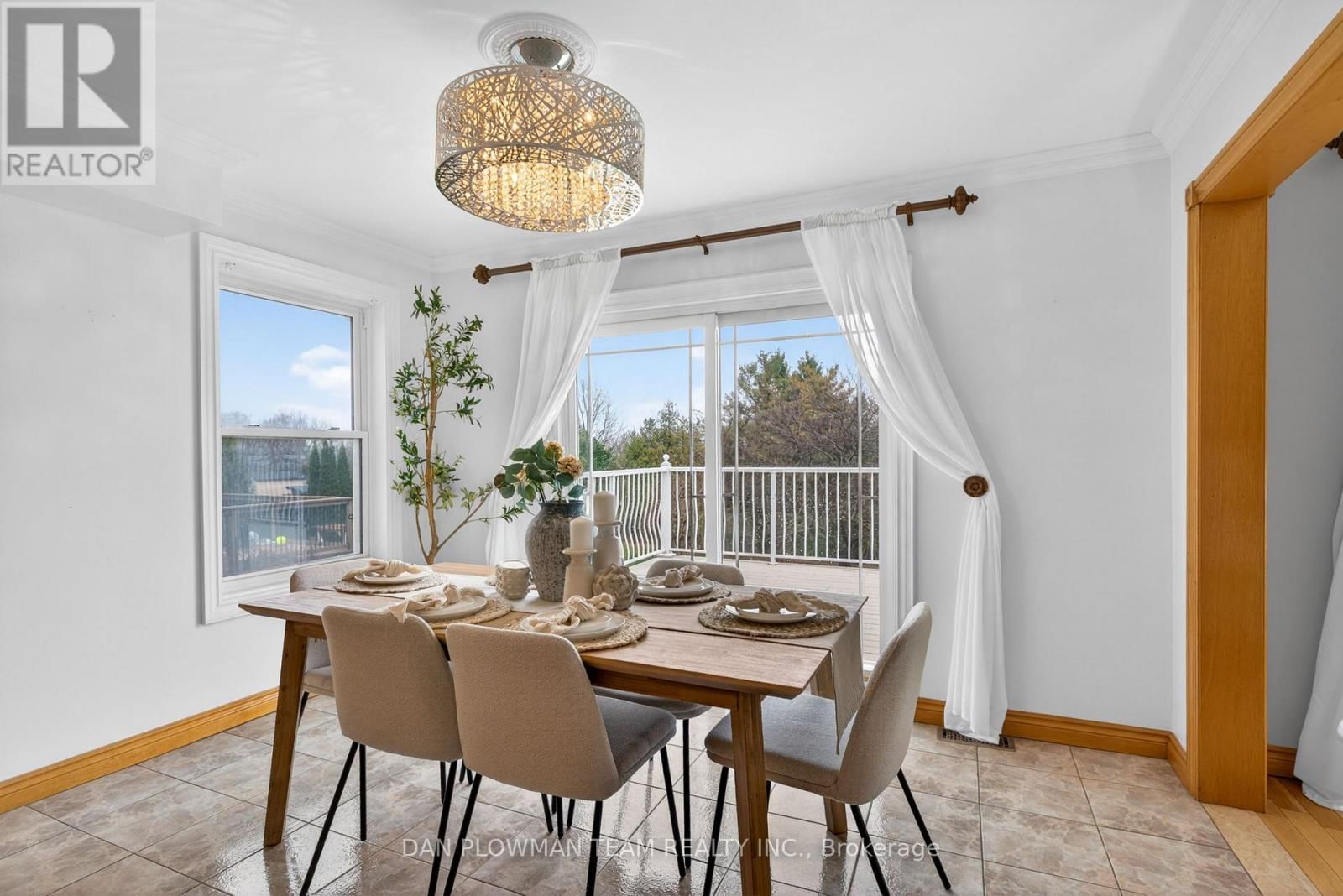 357 POWELL ROAD Image 14