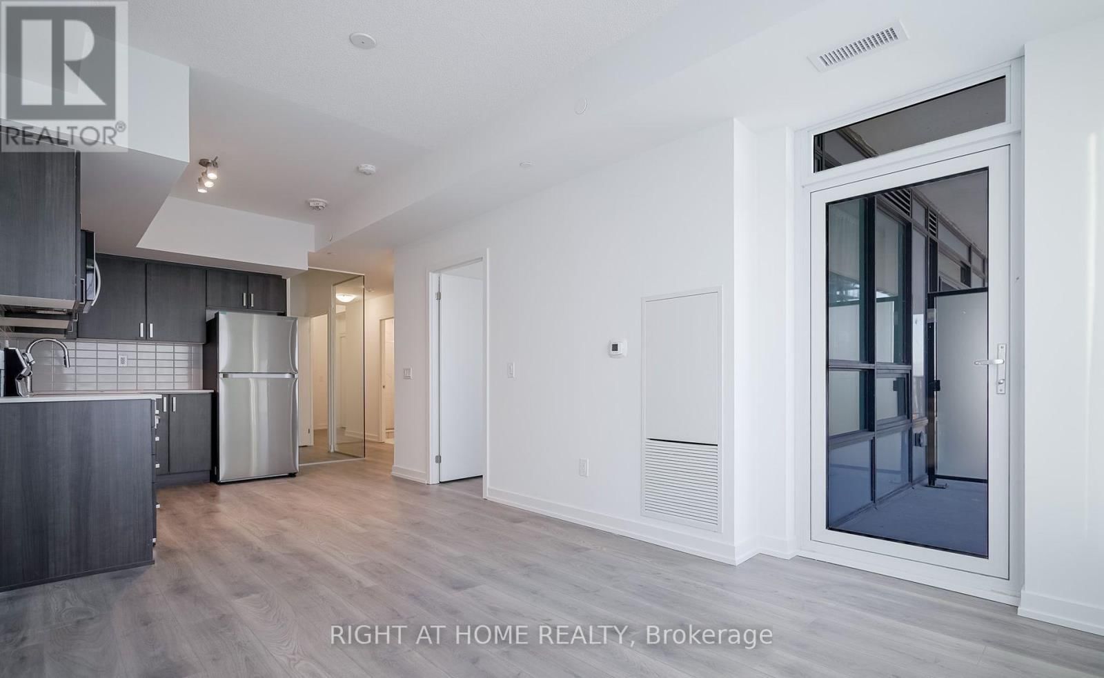 2803 - 1435 CELEBRATION DRIVE Image 12