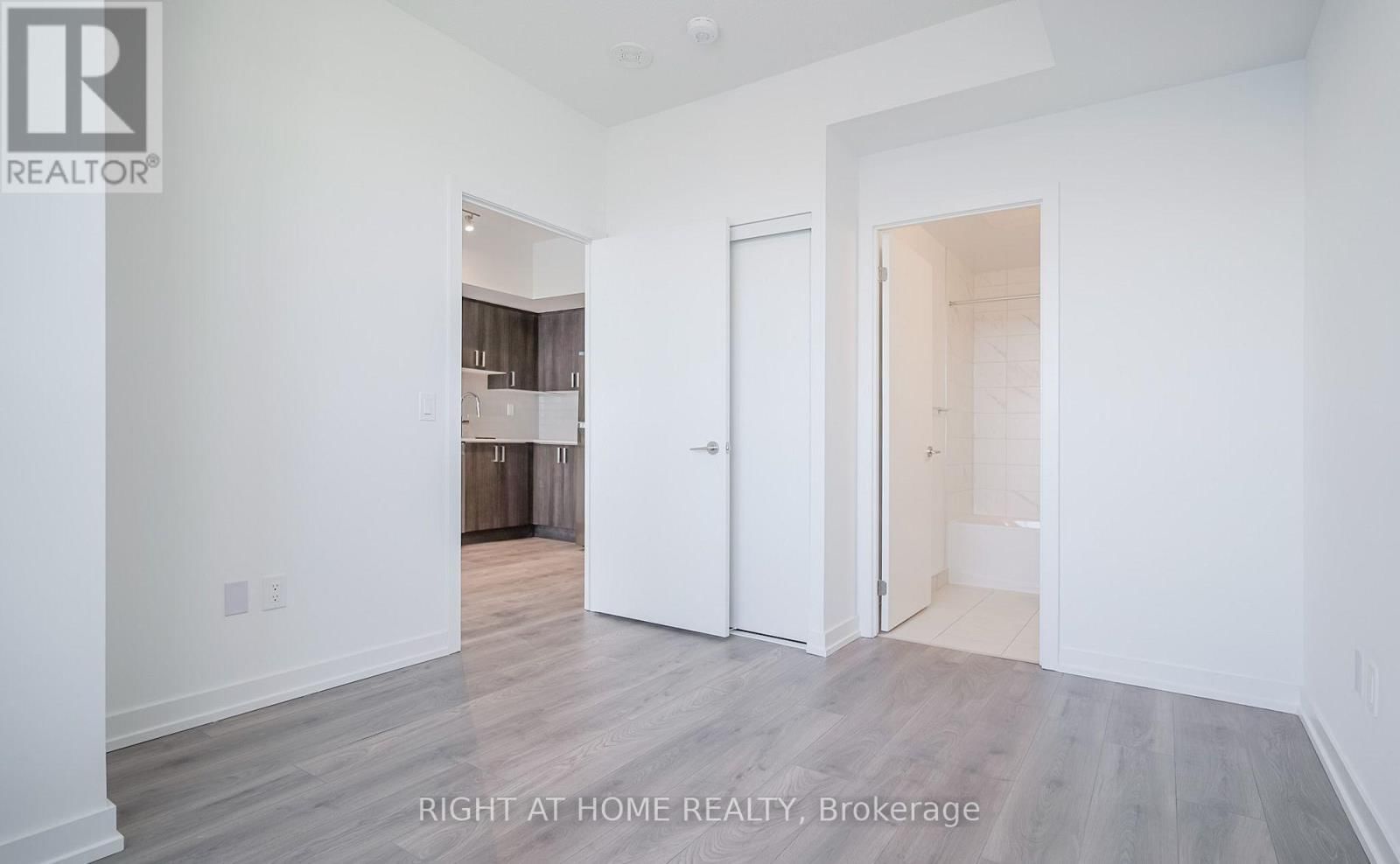 2803 - 1435 CELEBRATION DRIVE Image 19