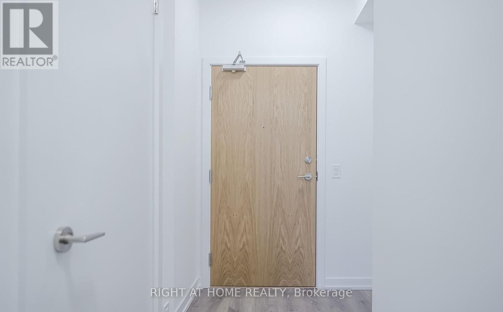 2803 - 1435 CELEBRATION DRIVE Image 8