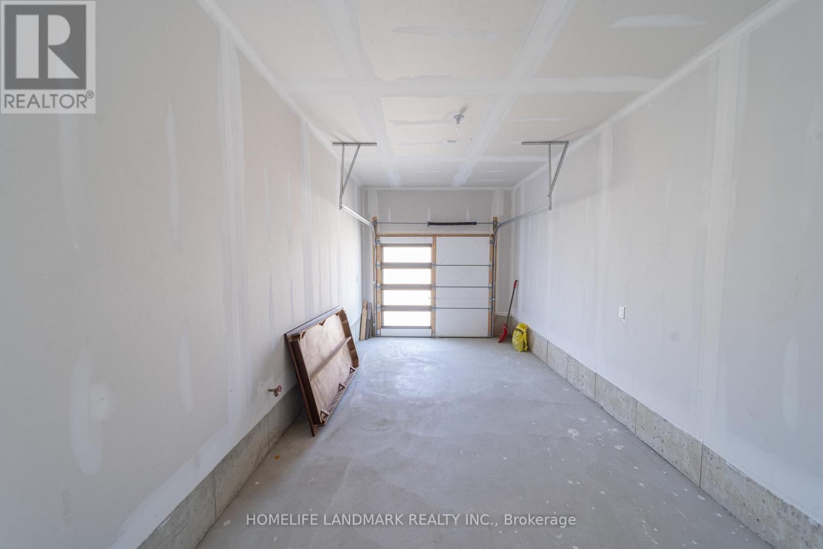 1195 REXTON DRIVE Image 18