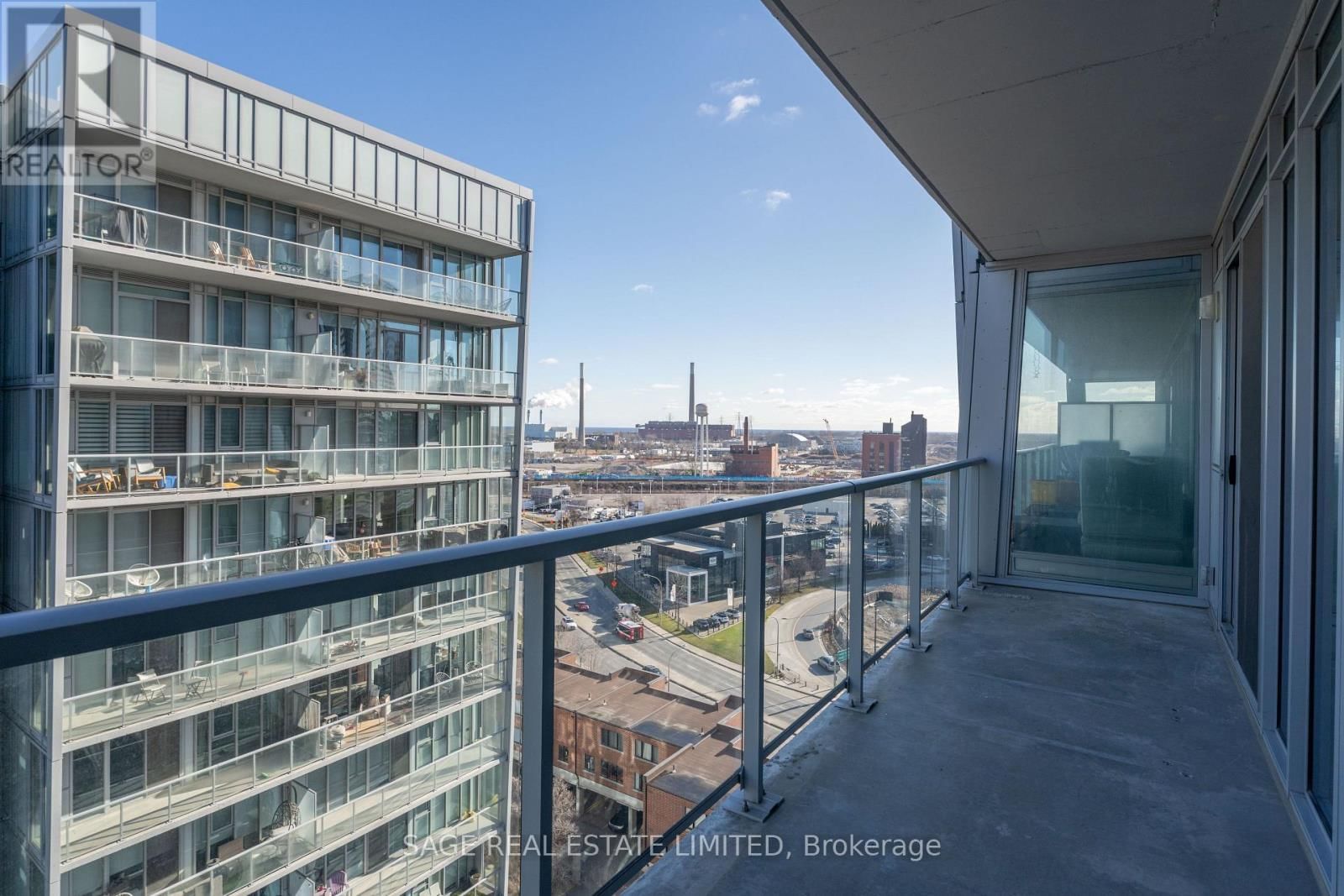 1102 - 15 BASEBALL PLACE Image 15