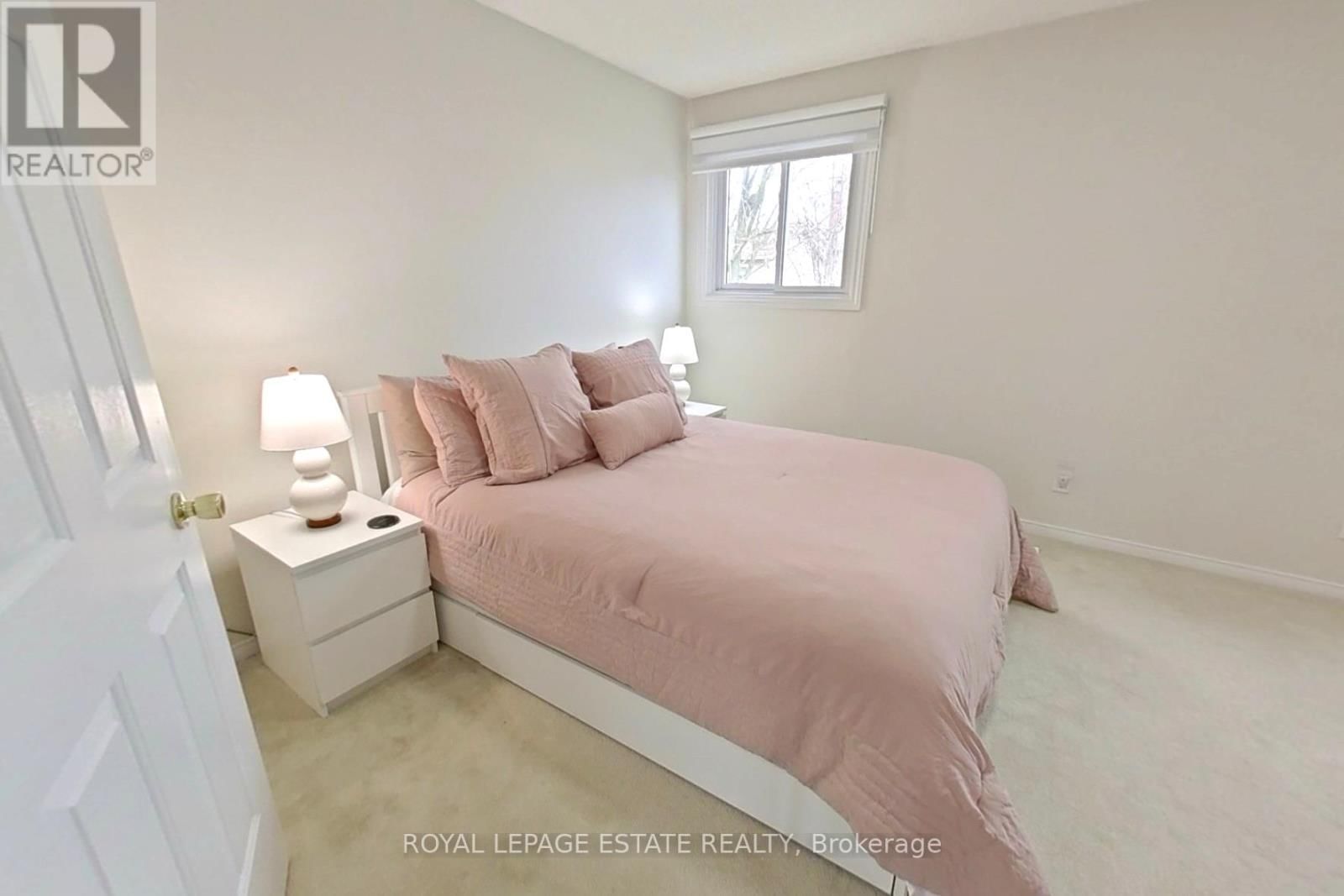 130 WILLIAM STEPHENSON DRIVE Image 18