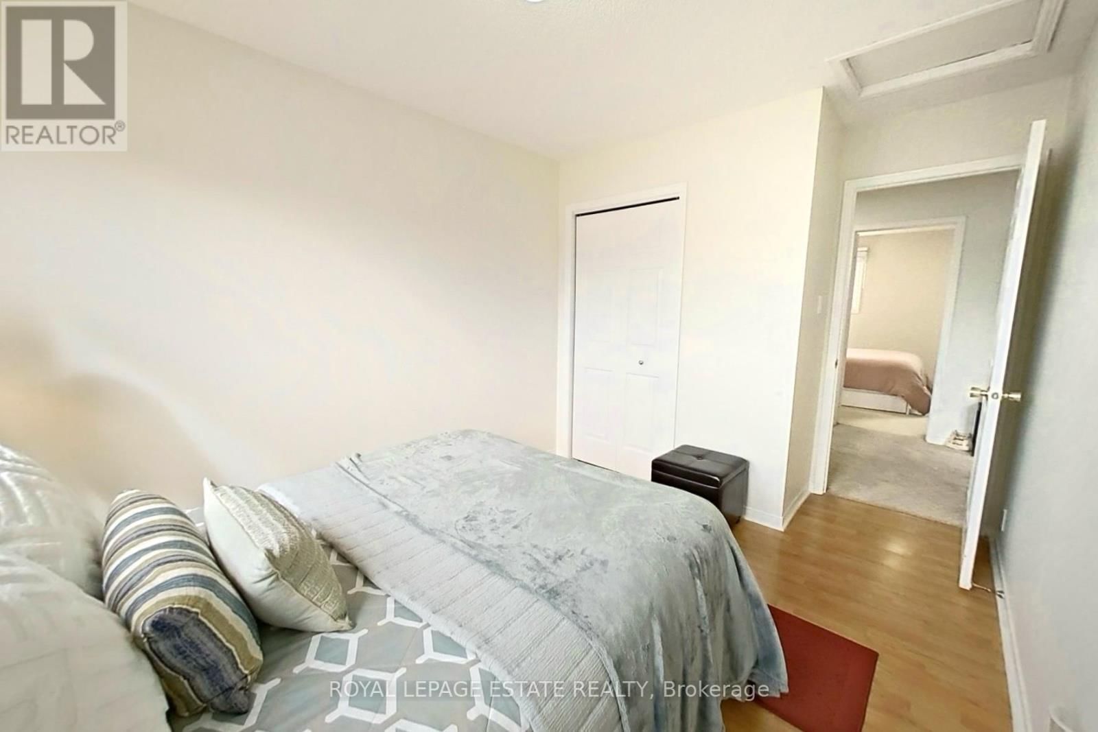 130 WILLIAM STEPHENSON DRIVE Image 24