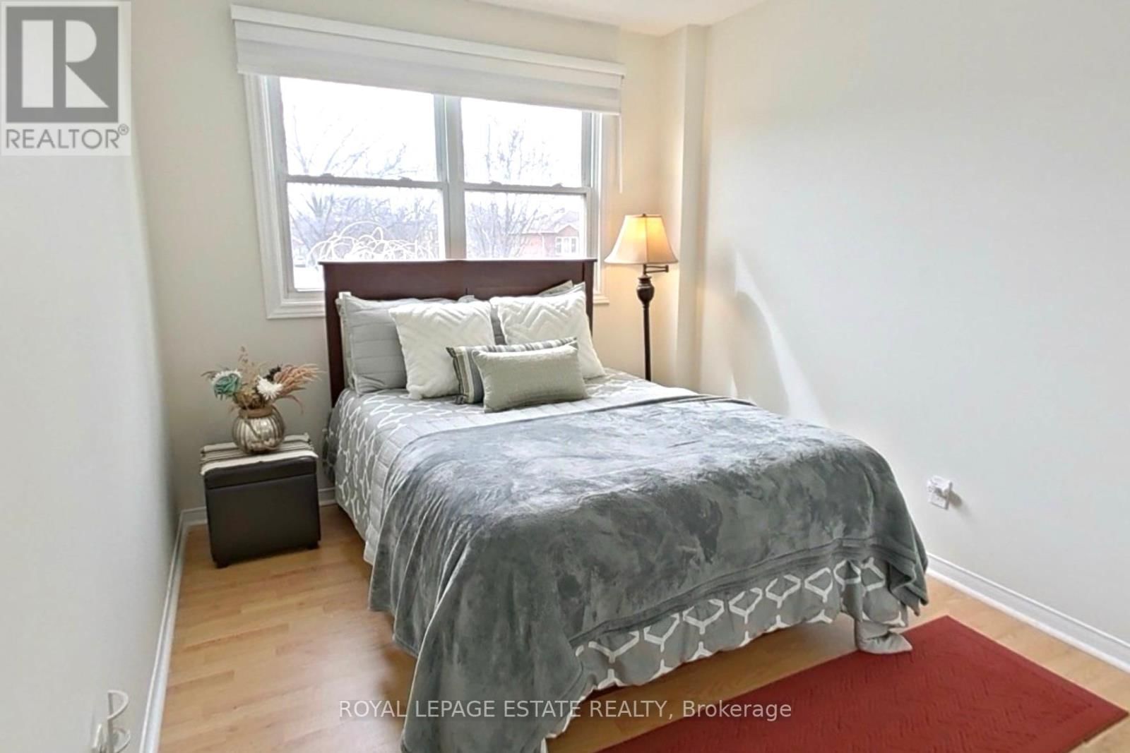 130 WILLIAM STEPHENSON DRIVE Image 25