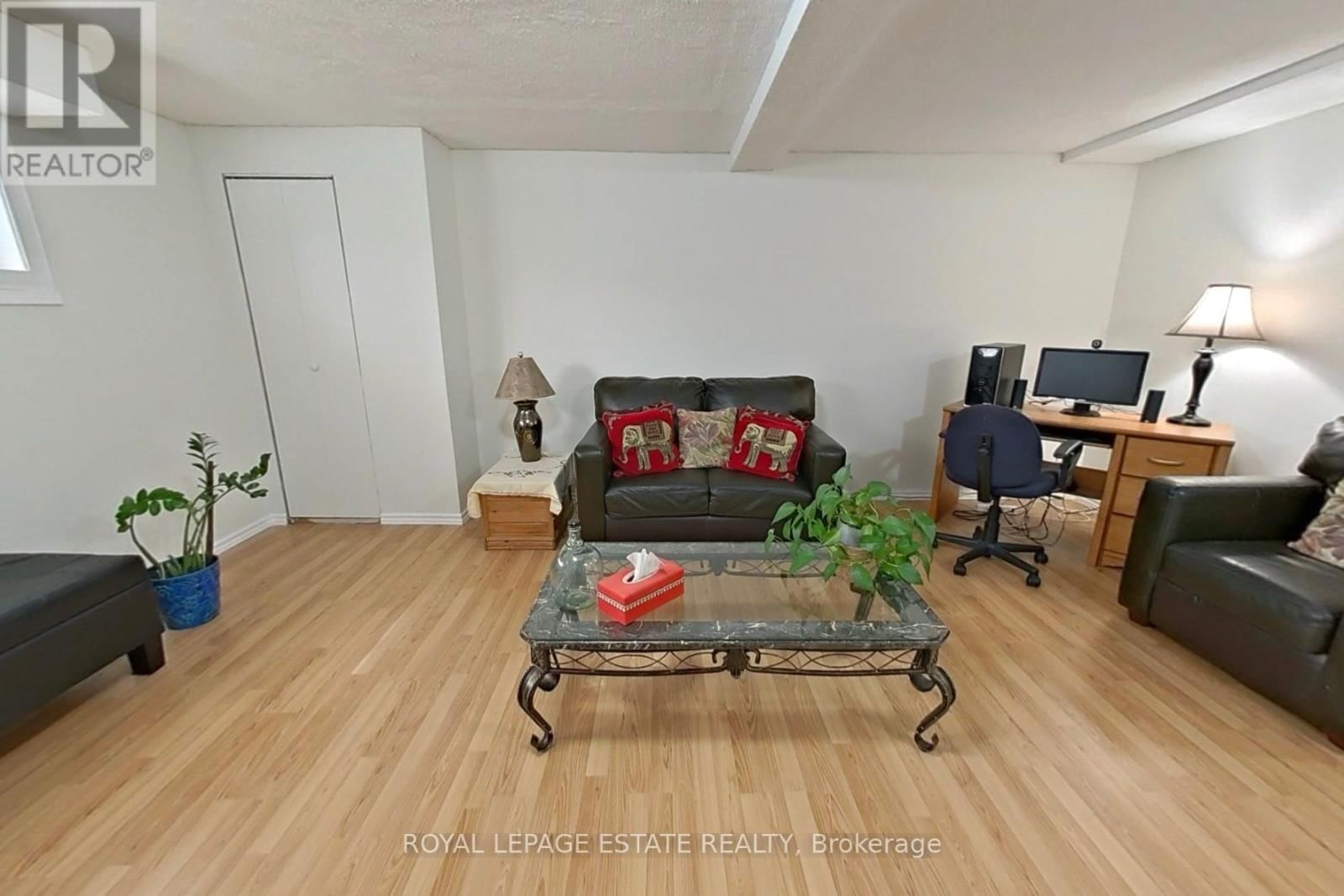 130 WILLIAM STEPHENSON DRIVE Image 28